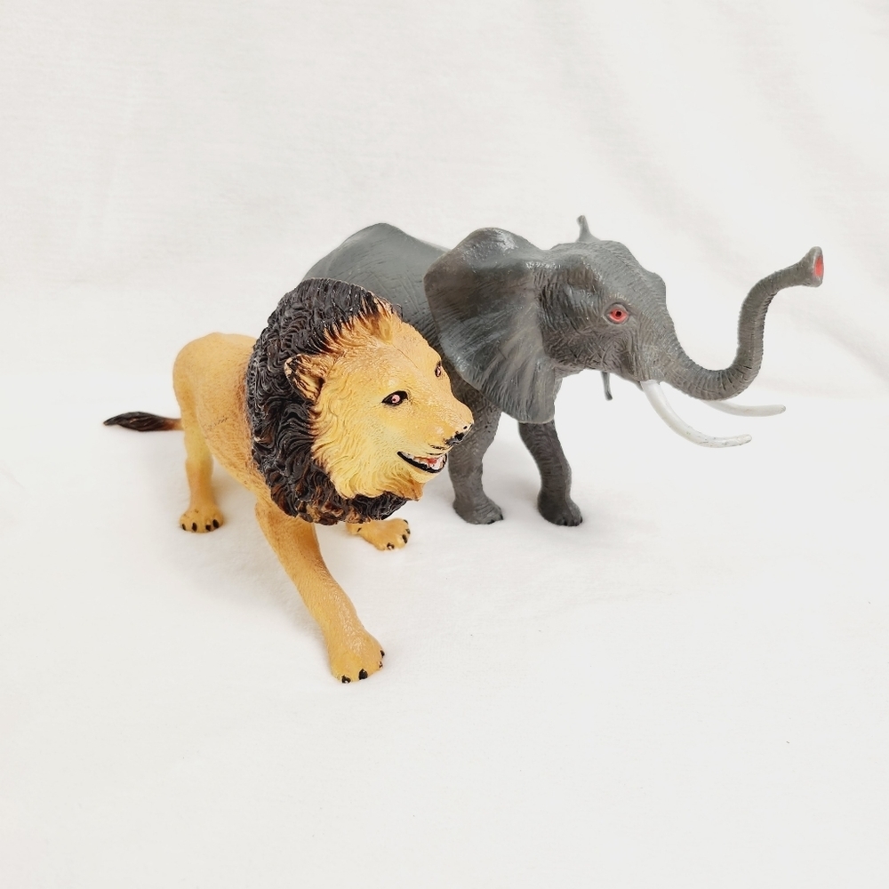 BUNDLE of 2 action figure hard plastic toys elephant and lion